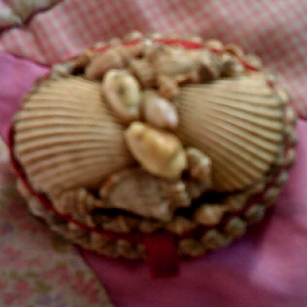 Small Jewelry Box with seashells